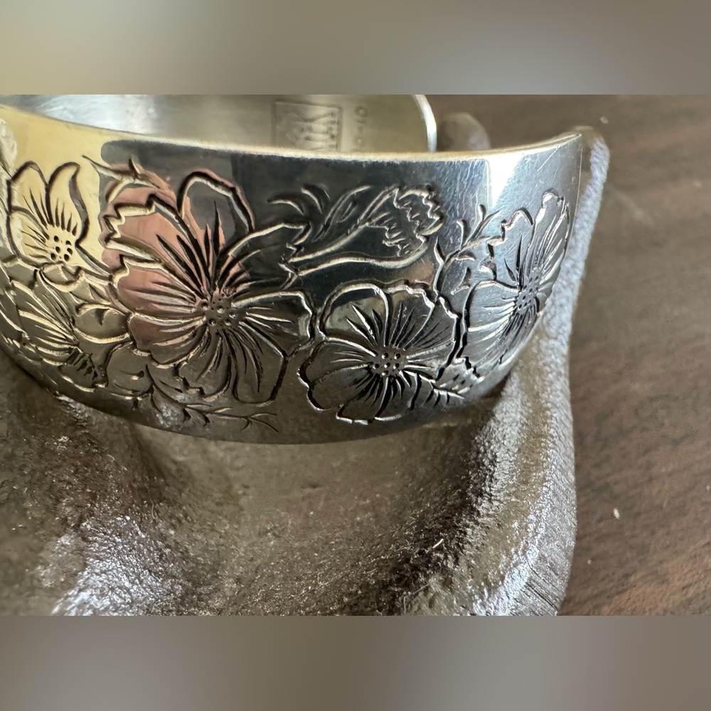 Vintage 90’s Kirk Stieff Pewter Cuff Bracelet - Picture 3 of 5